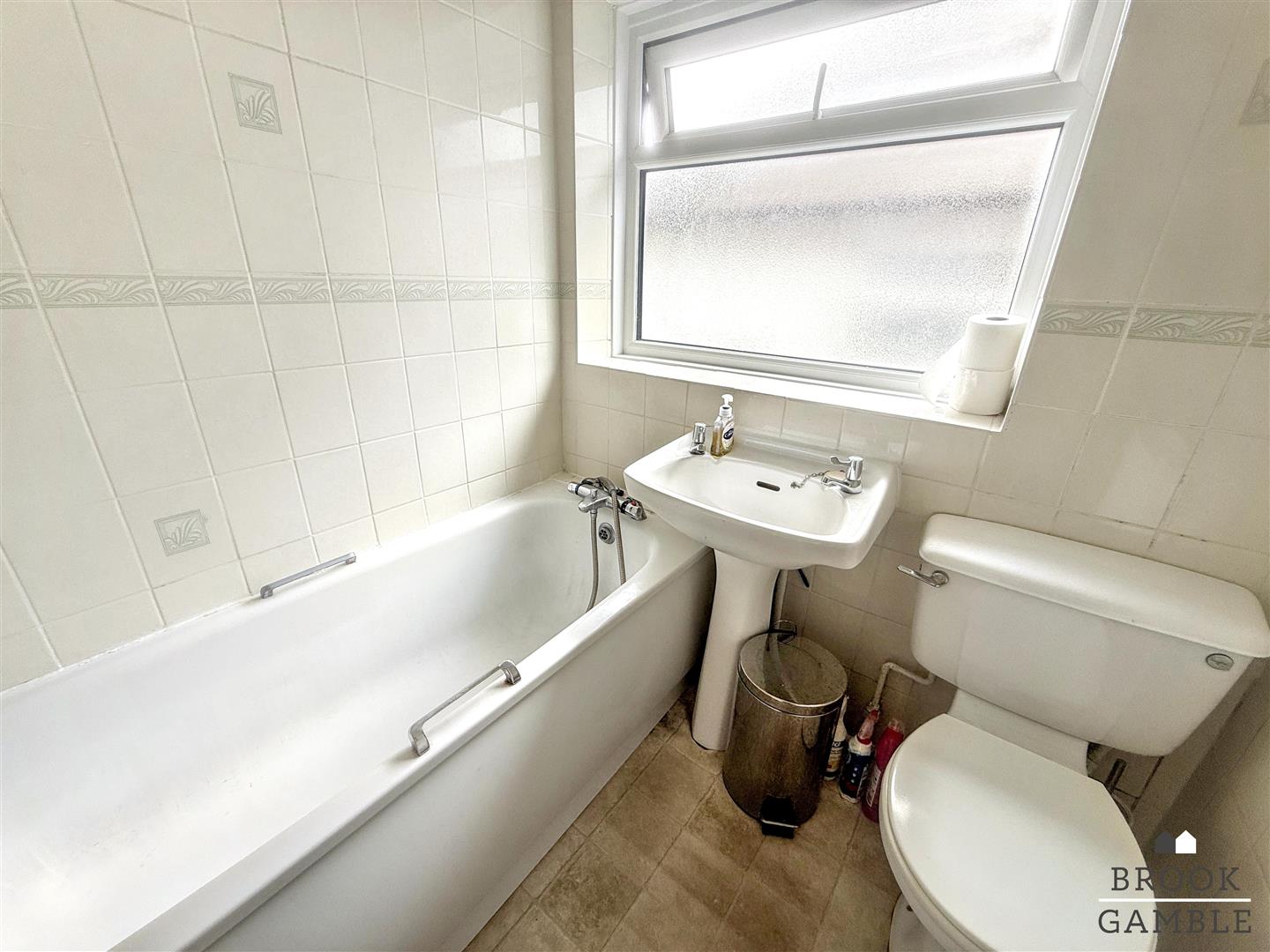 3 Bedroom House. Victoria Drive in Eastbourne,  7